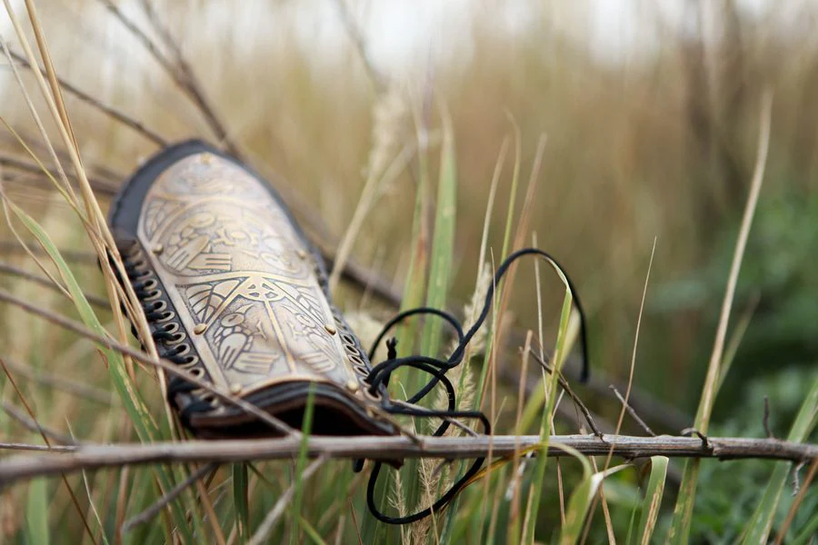 Bowman Bracer Etched Armor - Image 5