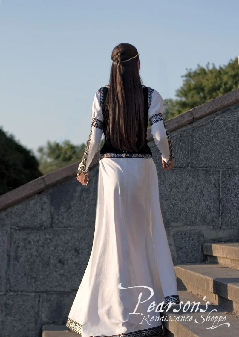 Chess Queen Bodice - Image 3