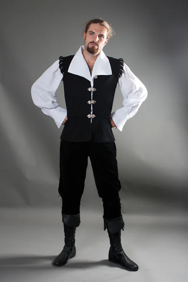 Chevalier Vest - Image 4
