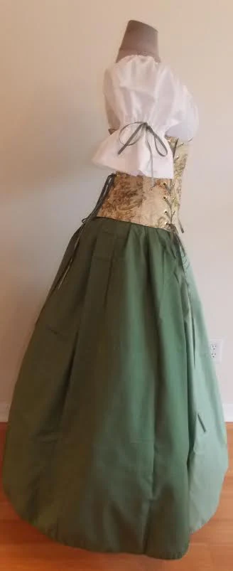 Countess Rose Under-bust Corset Set - Image 4