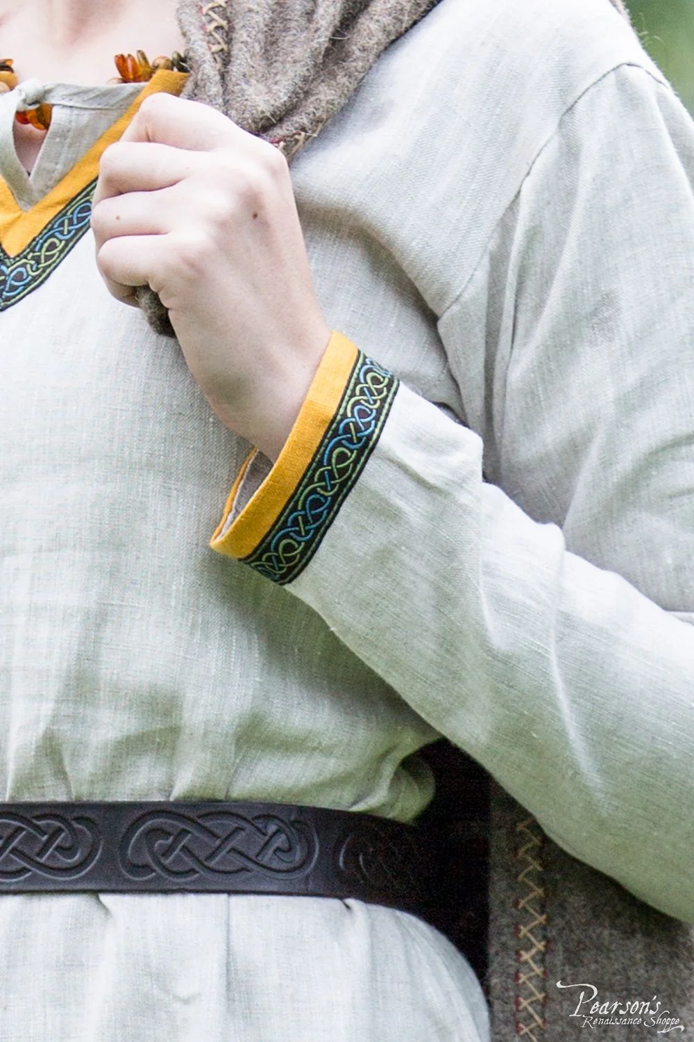 Ingrid the Hearthkeeper Set - Image 11