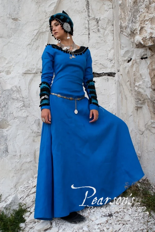 Sarmatian Tsarina Medieval Dress - Image 3