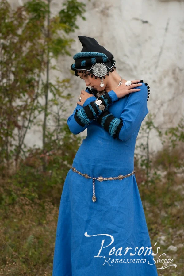 Sarmatian Tsarina Medieval Dress - Image 4