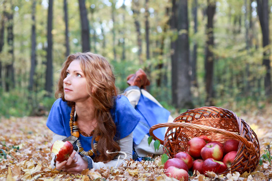 Sunshine Janet Surcoat - Image 7