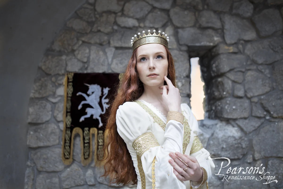 White Velvet Wedding Dress “The Accolade” - Image 7